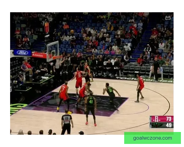 申京轰36+14+7+3+3创历史首人 火箭媒体称其非卖品