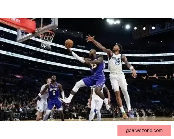 勇士追求字母哥落空转向伦纳德快船态度冷淡未现交易意向